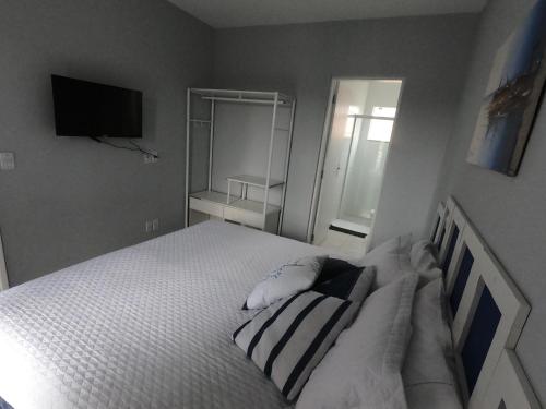 Rosa Surf Hostel & Food – Praia do Rosa