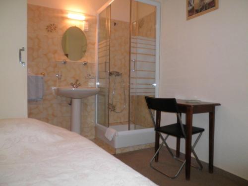 Au Nouvel Hôtel - image 3