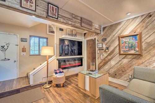 Luxurious Downtown Lodi Apartment in Wine Country! - image 12