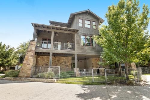 Riverbend Villa #110 in Spicewood, USA