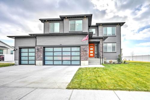 Family-Friendly Orem Home with Pool Access!