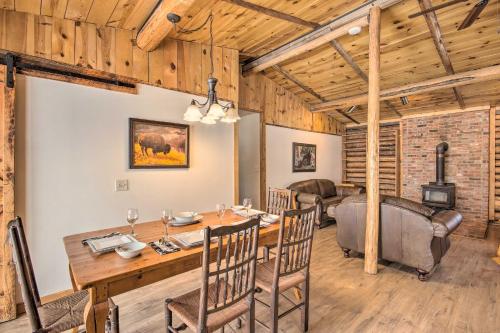 Picturesque Cabin Less Than 1 Mi to Yellowstone River in Livingston, USA