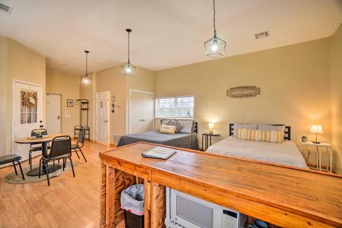 . Inviting Studio on 31-Acre Ranch in Fletcher!