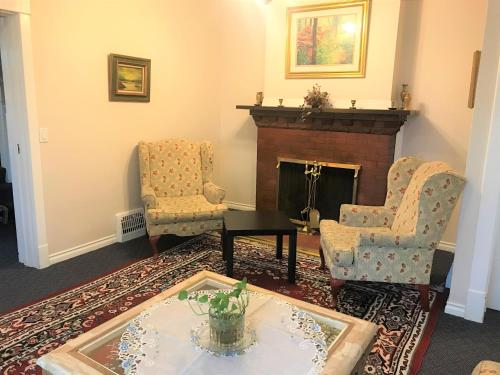 Cambie Lodge - image 4