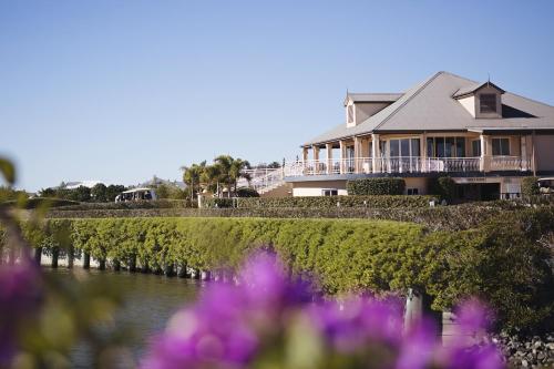 Harrington River Lodge