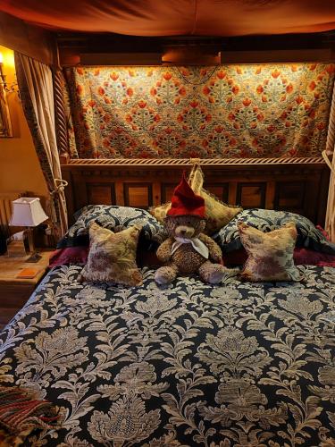 Wizards Thatch Luxury Suites - image 7