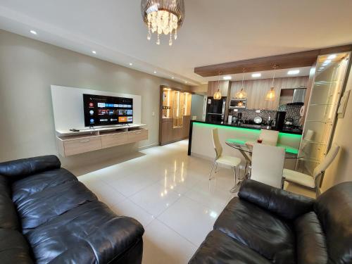 MIRAFLORES APARTMENTS A-1