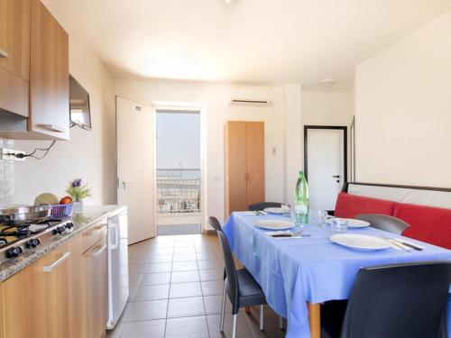  Amazing apartment in Cupra Marittima with shared pool in Cupra Marittima