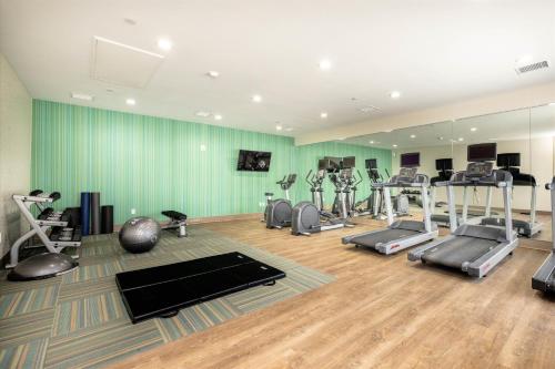 Holiday Inn Express & Suites - San Jose Silicon Valley an IHG Hotel - image 12