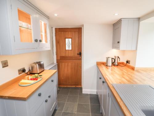 外部景觀, Weir Cottage in 查普爾斯提萊