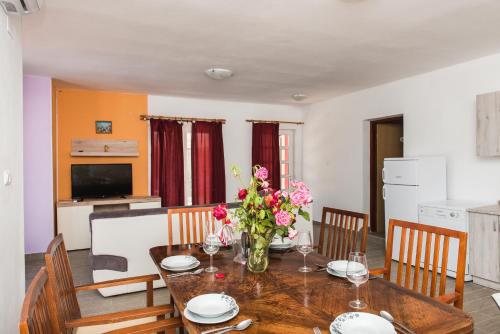 Iekārtas, Family friendly house with a swimming pool Cista Velika, Vodice - 20234 in Čista Velika