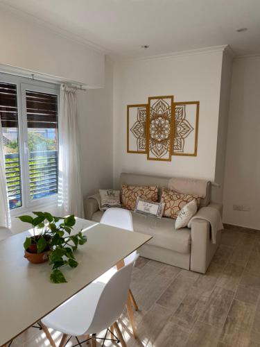One-Bedroom Apartment image 9