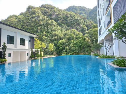 Sunway Onsen Hi-Floor view  Lost World Tambun.