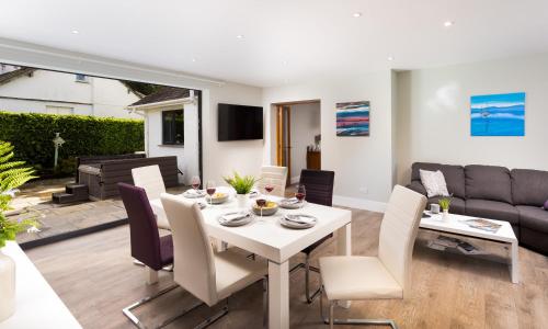 Glebe Holme - image 3