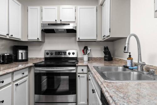 Moose Meadows- Near the airport, centrally located