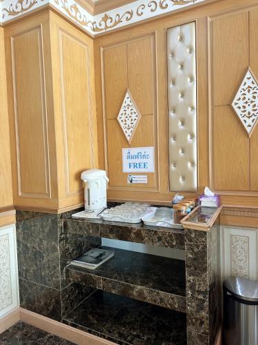 Facilities, โรงแรมกู๊ดเรสซิเดนซ์ - Good Residence near Wihan Daeng Railway Station