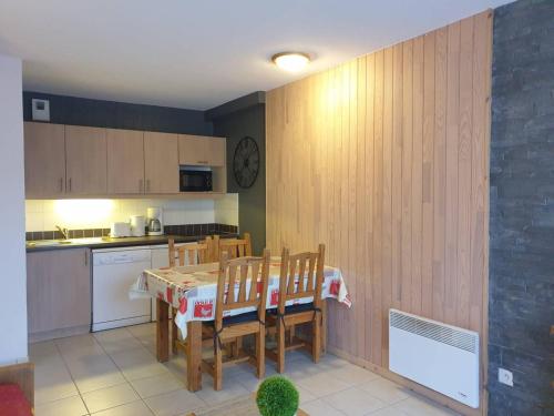 Appartement Les Orres, 2 pièces, 4 personnes - FR-1-322-432 - Apartment - Les Orres