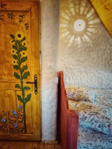 La sat - Mândră Ioană La sat - Mândră Ioană