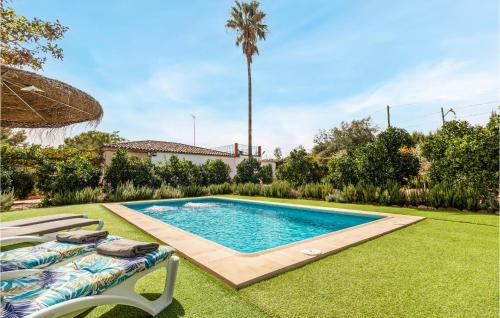 . Amazing Home In Casariche With Wifi