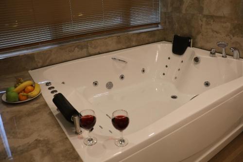 Zengin City Hotel - image 7