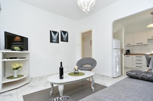 Holiday Home image 7