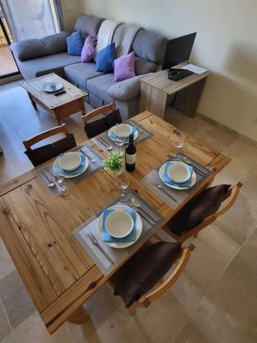 Duquesa 2 bed with sea and golf views and 5 pools, Manilva (Foto 5)