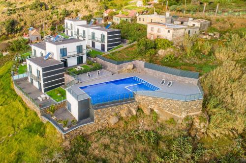 OurMadeira - Sunset Cliff Villas 4