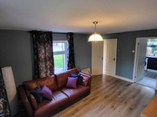 Spacious & Lovely 2 bed property in Ipsden