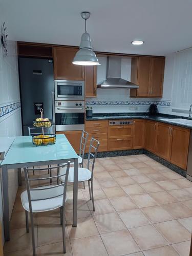 Konyha, Acogedora y confortable casa familiar en L'Olleria in L'Olleria