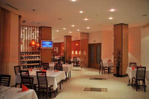 餐廳, Villa Park Guest Apartments in 波羅費茲
