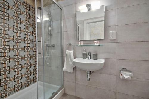 Old Lodge One Bedroom Apartment by Vallettastay, Valletta (fotografie 3)