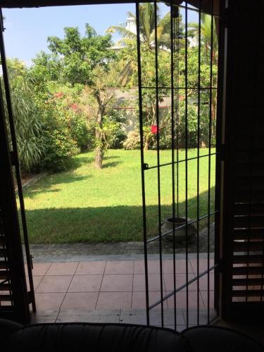 Garden, Serene Holiday Home in Kalalgoda