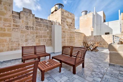 Old Lodge Apartment 3 by Vallettastay, La Valletta (foto 5)
