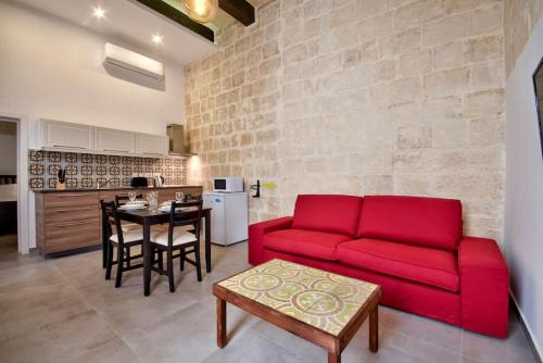 Old Lodge Apartment 3 by Vallettastay, La Valletta (foto 10)