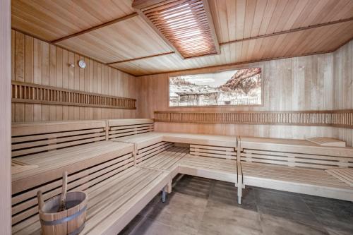 Hotel Garni Christine - image 4