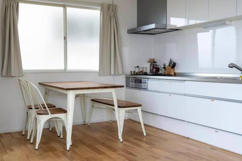 Sirahama Beach House