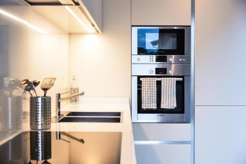 One Only Lake View Penthouse Nl-00002880 in Melide