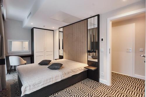 Two-Bedroom Apartment image 6