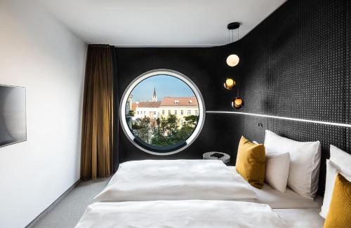 Mooons Vienna - image 7