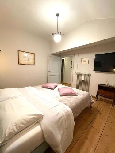 2 bedrooms, 2 beds
