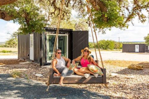 The Container Retreat @ 290 Wine Trail #6 Enjoy nature! in Stonewall (TX)