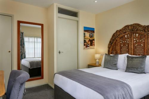 1 double bed