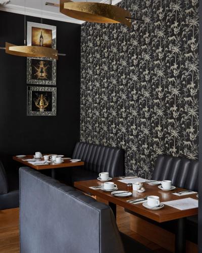 The Royal Adelaide Hotel - image 8