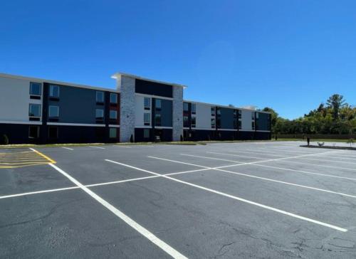 Baymont by Wyndham East Ridge - Chattanooga
