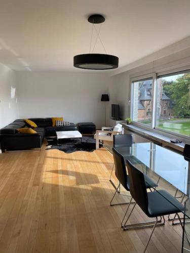 . Beautiful 3 bedroom Apartment