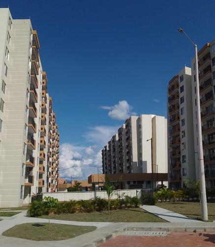 APARTAMENTO COMODO Y ELEGANTE EN RICAURTE CUNDINAMARCA a