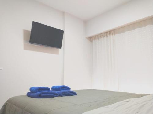 One-Bedroom Apartment image 1