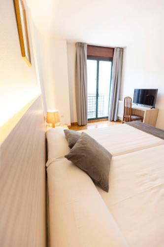 Hotel Madrid - image 2