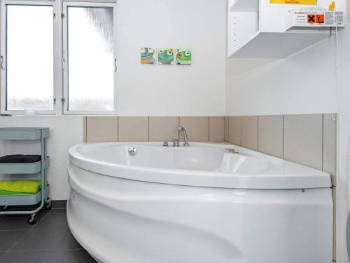  Three-Bedroom Holiday home in Ulfborg 16 in 6990 Fjand Gårde