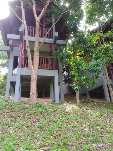 Garden View Resort Tonsai in Ton Sai